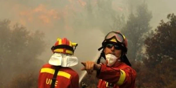 1.500 de oameni evacuaţi din cauza incendiilor în Almeria