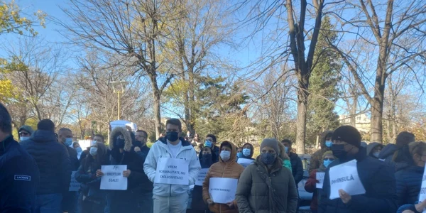 Protestul constănţenilor care locuiesc sau muncesc în zona istorică 