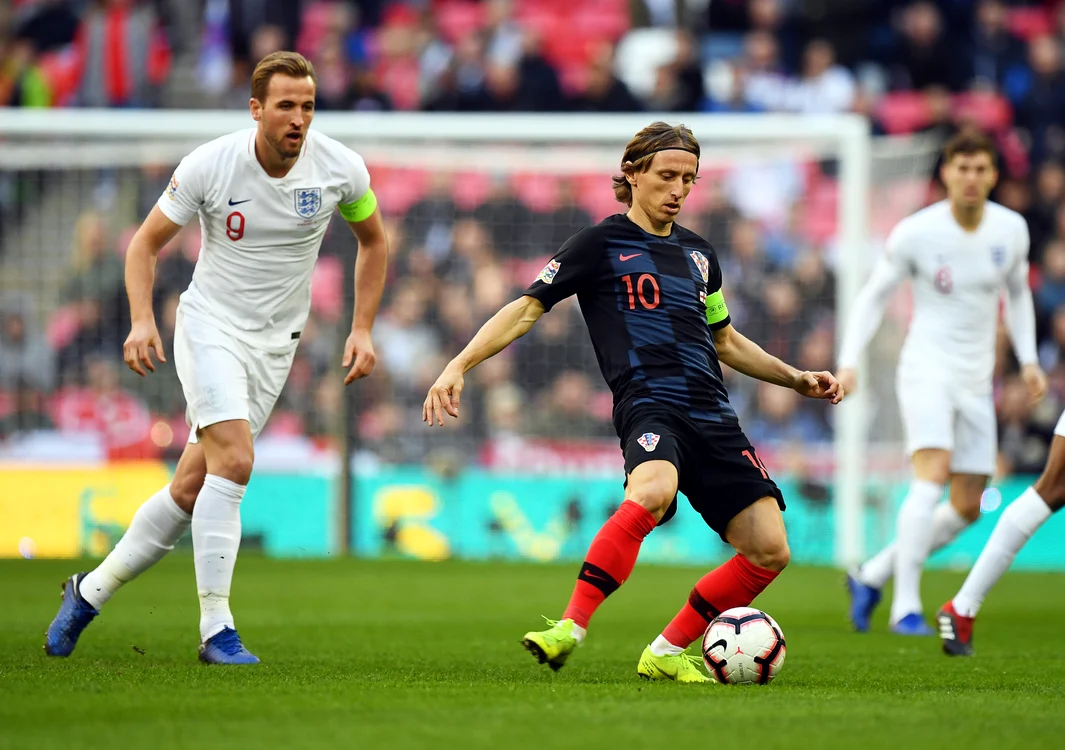 Anglia a învins Croaţia cu 2-1 prin golul lui Harry Kane din minutul 85. Britanicii s-au calificat în play-off-ul Ligii A, iar Luka Modric şi compania au retrogradat o ligă mai josfoto: EPA