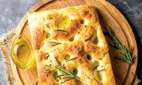 focaccia cu rozmarin jpg