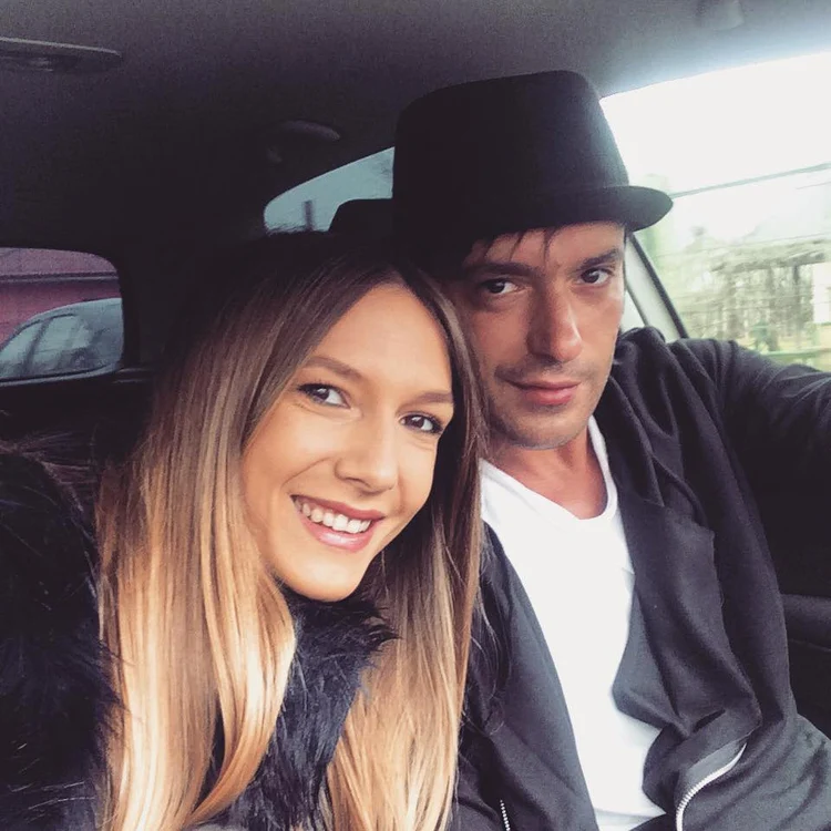 
    Adela şi Radu Vâlcan se pregătesc să devină părinţiFoto: arhivă personală  