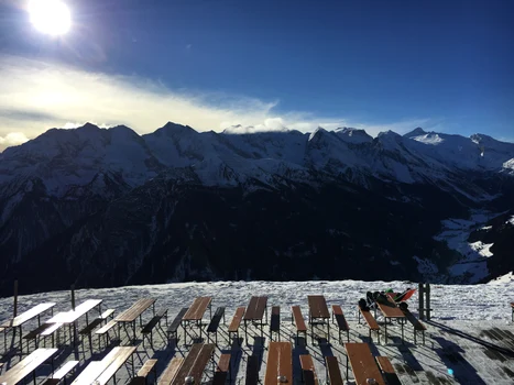 Laura Cosoi 002 jpeg