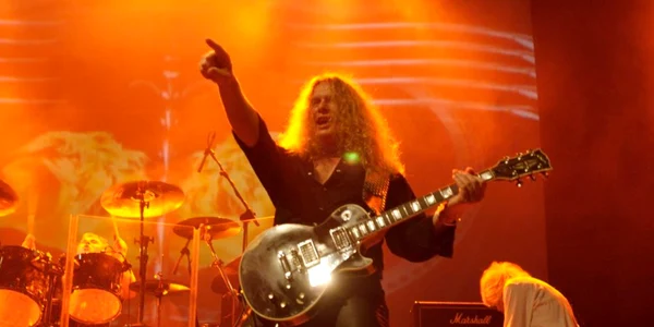 chitaristul britanic John Sykes a murit la vârsta de 65 de ani Foto John Sykes jpg