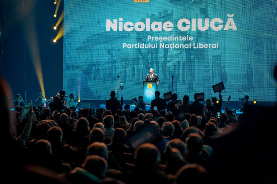 Liberalii se unesc în jurul lui Nicolae Ciucă pentru dezvoltare economică și vot util împotriva PSD-AUR | sursa foto: Adevarul