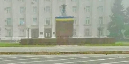 Steagul Ucrainei ridicat in Herson FOTO Nexta jpg