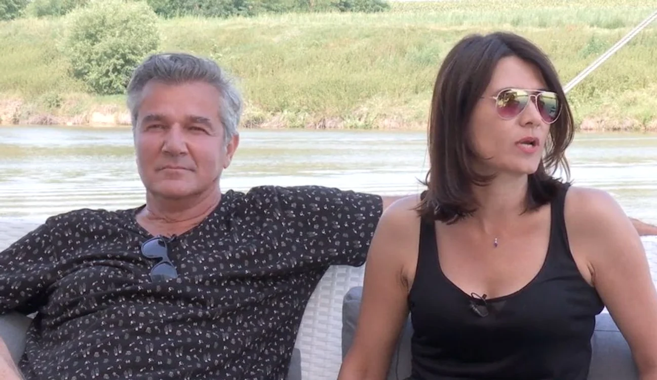 
    Dan Bittman şi Liliana Ştefan au 3 copiifoto: captură video  