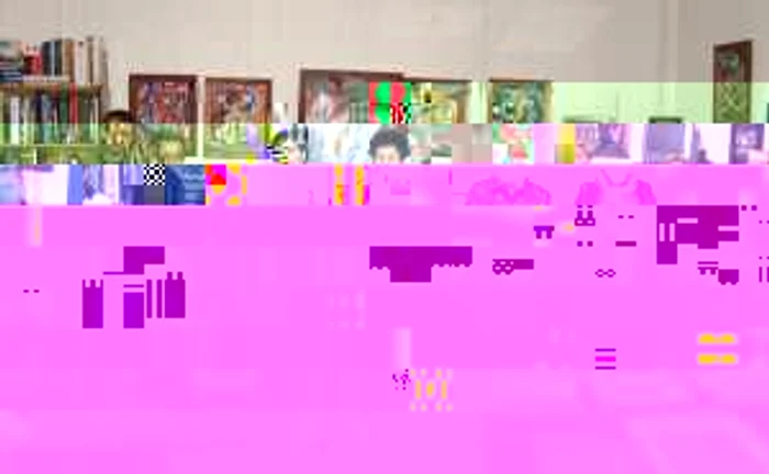 Expoziţia va fi deschisă publicului pentru cel puţin încă o săptămână 