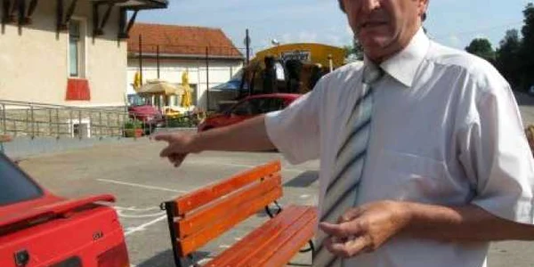 Ion Voica se poate ocupa acum liniştit de treburile localităţii