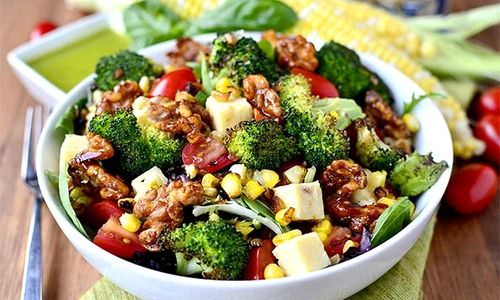 salata nuci caramelizate jpeg