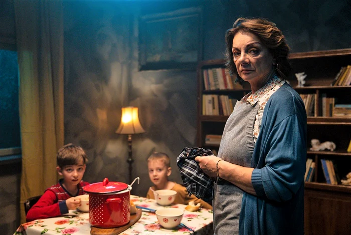 Este tanti Luminița în serialul "Clanul" de la Pro TV