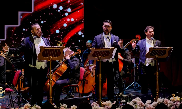 Tenorul Andrei Apreotesei, Florin Guzgă și Andrei Fermeșanu 3 tenori ieșeni 2 jpg