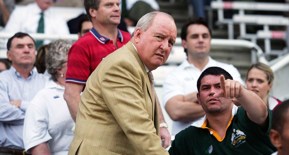 Șoc în Australia: fostul antrenor de rugby Alan Jones, arestat pentru infracțiuni sexuale
