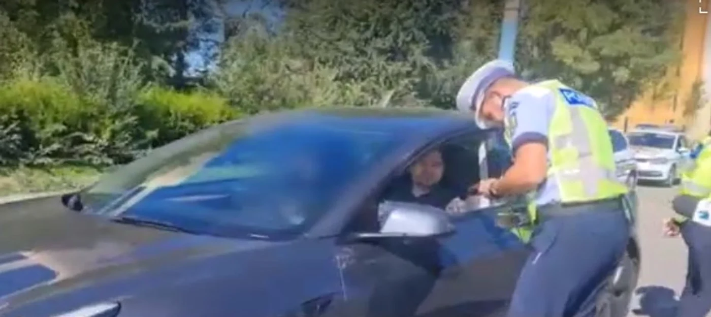 Artistul avea peste 30 de kilometri la oră în plus faţă de limita de viteză