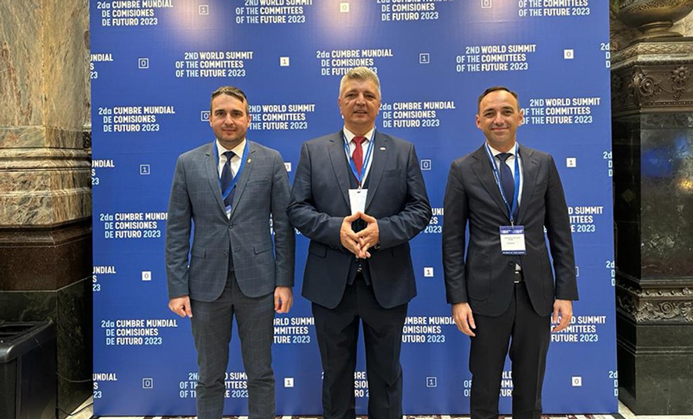 În ce destinații exotice au mers politicienii în 2023, pe banii statului. Deplasări oficiale, din Uruguay până Angola