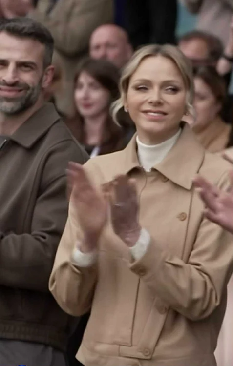 Prințesa Charlene, slăbire accelerată  (4) jfif