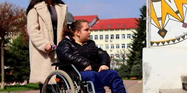 scaun rulant pers cu dizabilitati foto asoc be teen jpeg