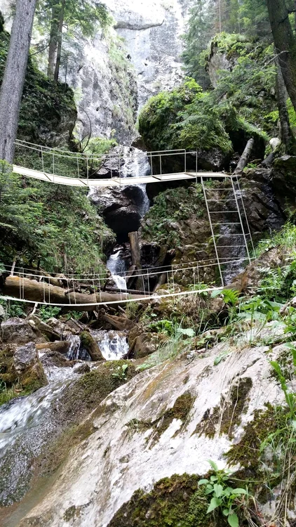 Cascada Tamina va avea scări şi poduri de metal, ce vor uşura vizitarea