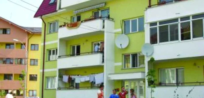 Iaşi: Regiunea pe scurt/ Mii de băcăuani aşteaptă de ani de zile o locuinţă