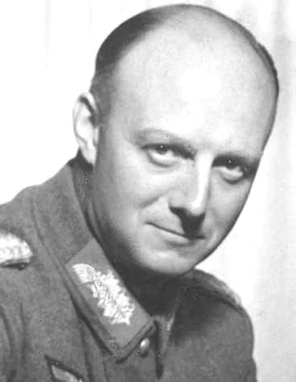 Henning von Tresckow jpg jpeg