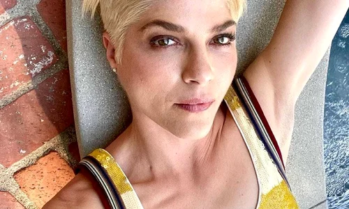 9 selma blair deschidere jpg jpeg