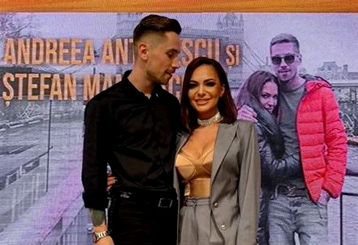 
    Andreea Antonescu și Ștefan Manolache au venit împreună în platoul unei emisiuni, anunțând că formează din nou un cupluFoto: Instagram  
