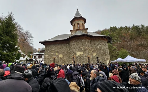 Mănăstirea Prislop  Foto Daniel Guță  ADEVĂRUL (35) jpg