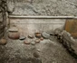 Un dulap descoperit într-o casă din Pompeii, plin cu obiecte personale