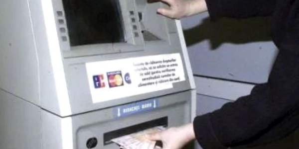 Gorj: Tribunalul a eliberat 9 persoane cercetate pentru infracţiuni electronice