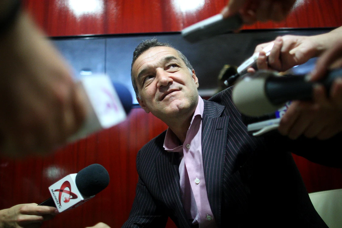 
    Gigi Becali, reprofilat în scriitor după gratiifoto: arhivă Adevărul  