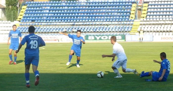 Târgu-Jiu:  Pandurii au câştigat amicalul cu Energia cu 3-0