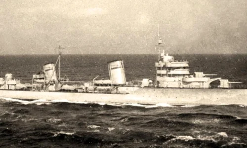 Cum a fost scufundat distrugătorul sovietic "Moskva"?!? jpeg