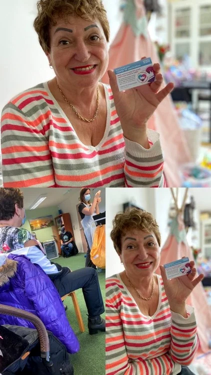 
    Solista Mariana Birică s-a vaccinat anti-covidfoto: Facebook  