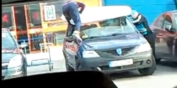 Salteaua legata de masina