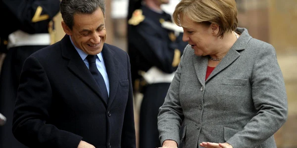 Nicolas Sarkozy şi Angela Merkel 