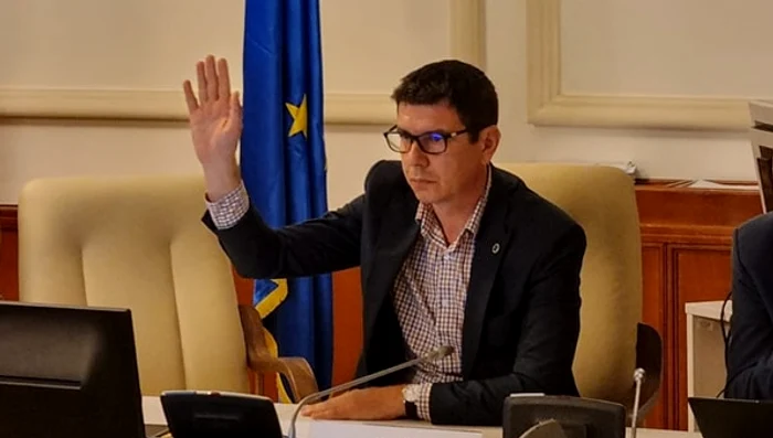 Dumitru spune că bugetul e mai mare decât cel din 2025. FOTO FB Emil Dumitru