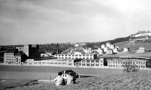 Fabrica Walter din Praga, în 1931. Industria cehoslovacă reprezenta una dintre principalele surse de produse industriale și utilaje pentru piața românească în perioada interbelică