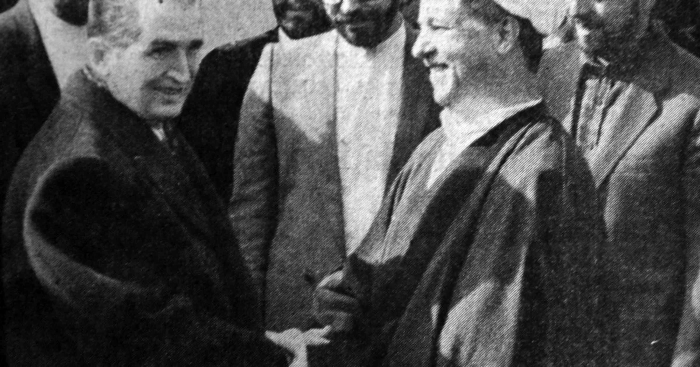 Nicolae Ceauşescu şi preşedintele iranian Ali Akbar Hashemi Rafsanjani, în decembrie 1989. FOTO: Scînteia