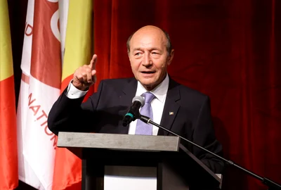 traian basescu foto FB traian basescu jpg