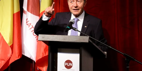 traian basescu foto FB traian basescu jpg
