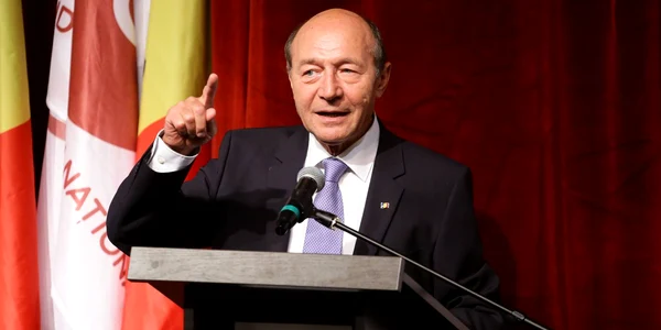 traian basescu foto FB traian basescu jpg