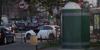 firma cu sediul într o toaletă publică jpg