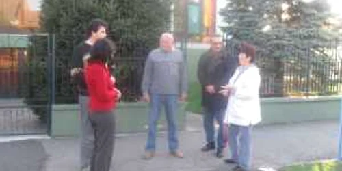 Locuitorii s-au plâns de multe ori la Poliţie şi Primărie de gălăgia făcută de nuntaşi