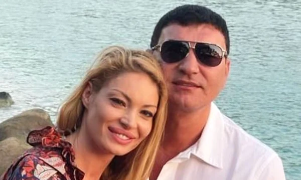 Valentina Pelinel, alături de Cristi Borcea și copii, imagine rară de la hotelul de lux al familiei,