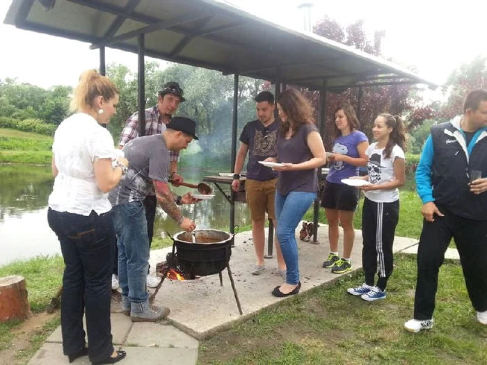 Ce mai fac concurenţii MastreChef