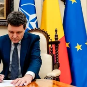 Nicusor dan fb N Dan jpg