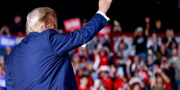 Donald Trump la un miting electoral (© Facebook / Donald J. Trump)