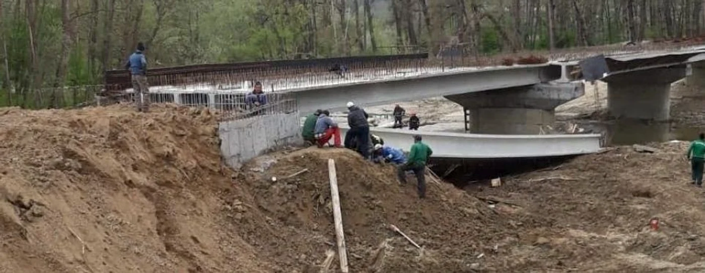 Podul prăbuşit în judeţul Gorj