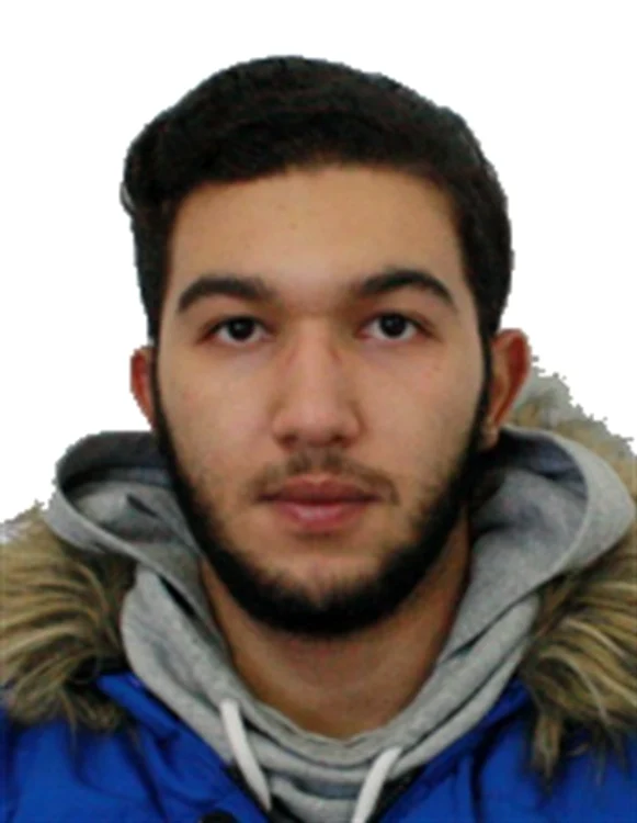 Ahmed, suspectul pentru dubla crimă de la Iași nu a făcut declarații în fața procurorilor