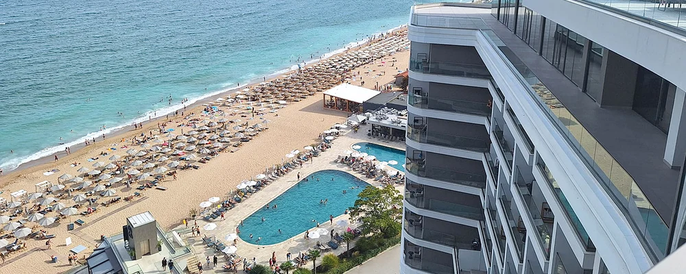 1 plaja hotel jpg