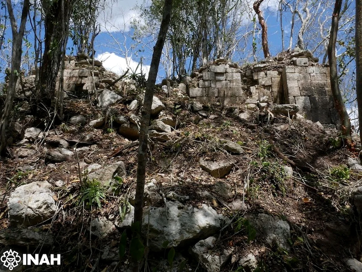 Orașul mayaș Minanbé, descoperit în adâncul Rezervației Biosferei Calakmul (© Vitan Vujanović / INAH)